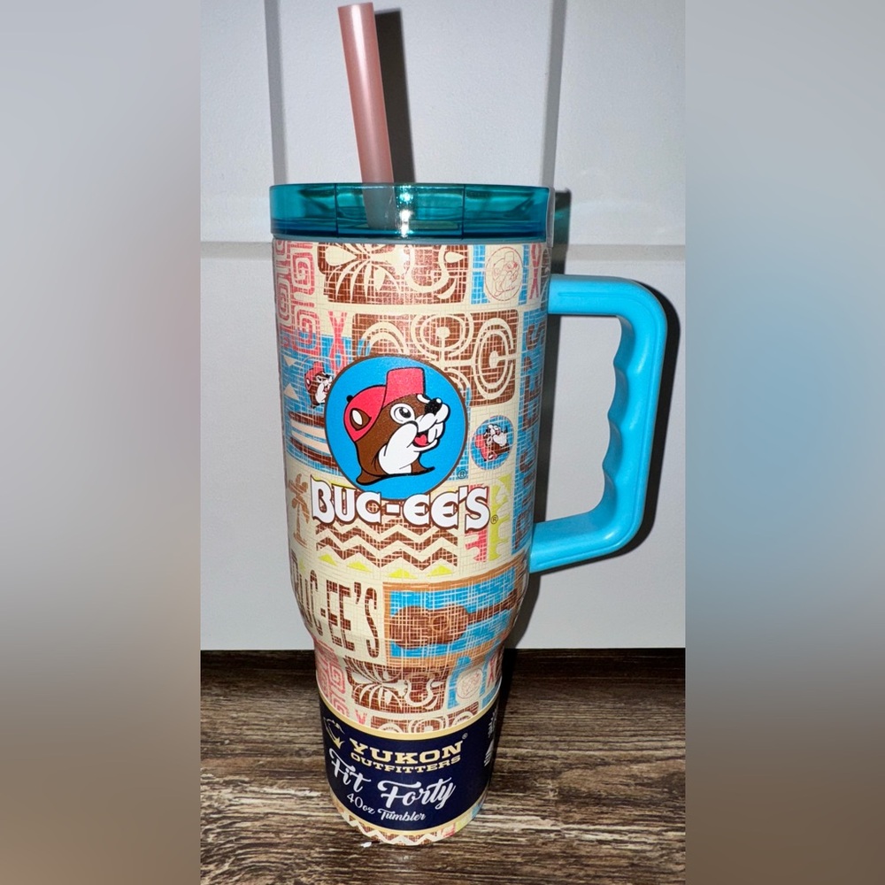Buc-ee’s Retro Island Tiki 40oz Tumbler